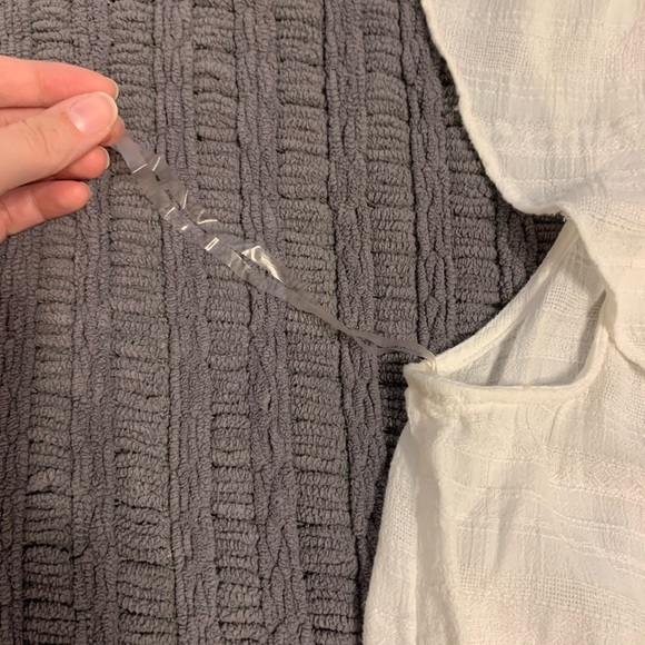 AE Ruffled One Shoulder Bubble Top - Picture 4 of 9